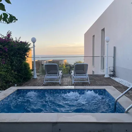 Gem 142, Coast Palasë