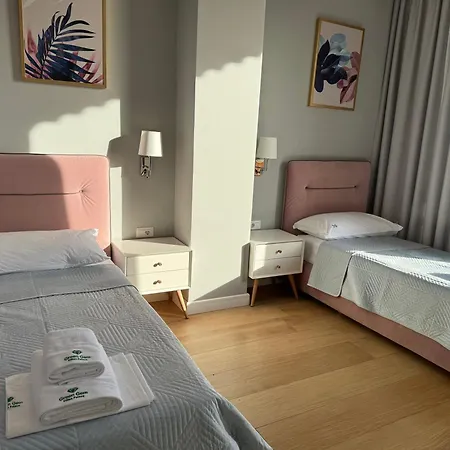 Gem 142, Coast * Palasë