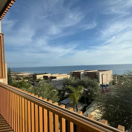 Gem 142, Coast Palasë